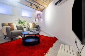 Vibrant Flat with Central Location in Beyoglu